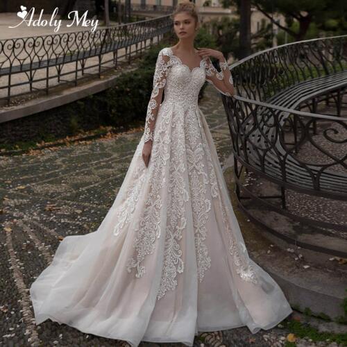 Adoly Mey Gorgeous Appliques Brush Train A-Line Wedding Dress 2020 Vintage Long Sleeve Sweetheart Neck Princess Tulle Bride Gown