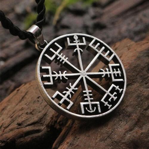 10pcs wholesale Viking Runes Vegvisir Compass Pendant Vegvisir symbol nekclace Norse Talisman - Viking Compass Pagan - Wiccan