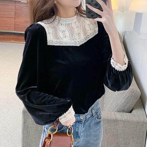 Spring New Lace Versatile Base Shirt Womens Lace Stitching Kitty Black High Quality Velvet Top Long Sleeve Bottoming Shirt