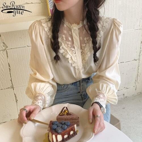 Spring Blouse Women Vintage Lantern Sleeve Hollow Sweet Loose Top New Lace Stitching Flower Ladies Chiffon Shirt Blusas 12958