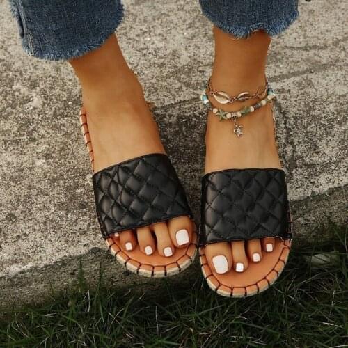 Women Slippers Black Durable Sandals Outdoor Wild Fashion Beach Flat Flip Flop Summer Women Slides Leopard Women Home Slippers