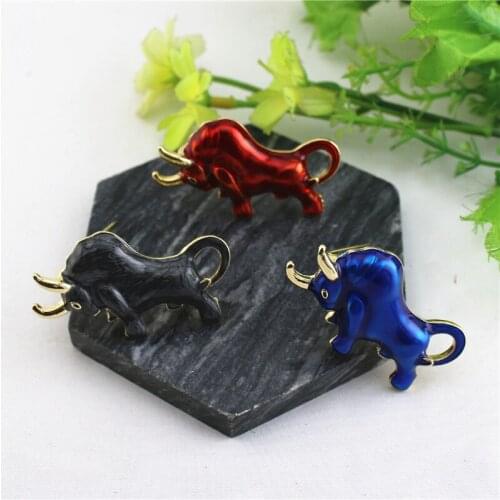 New Year of the Ox Retro enamel fashion bull brooch Alloy creative Zodiac bull broochs
