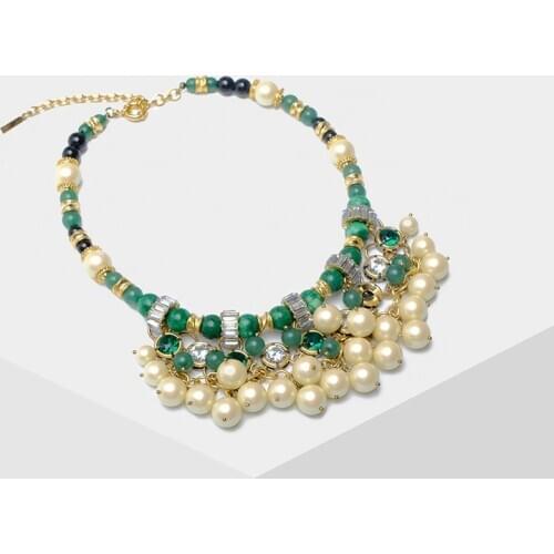 Amorita boutique Vintage and stylish beaded necklaces