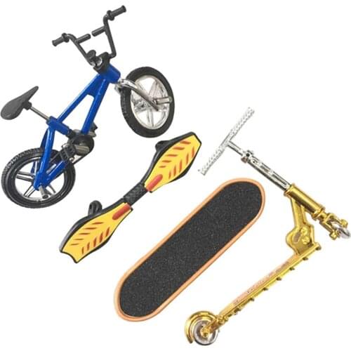 Mini Finger Skateboarding Plastic Finger Scooter Fingerboard Toys Skate Boarding Classic Chic Game Boys Desk Toys For Kids Gifts