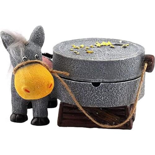 Resin Ash Tray Donkey Pull Cart Crafts Creative Desk Decoration Personality Donkey Pull Mill Ashtray Home Decoration Accessories