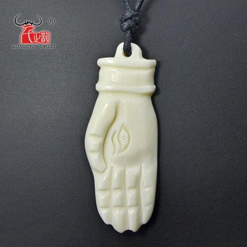 GX045 Primitive totem yak bone amulet jewelry handmade-carved Hand of God pendant hand of Fatima necklace Hamsa Choker