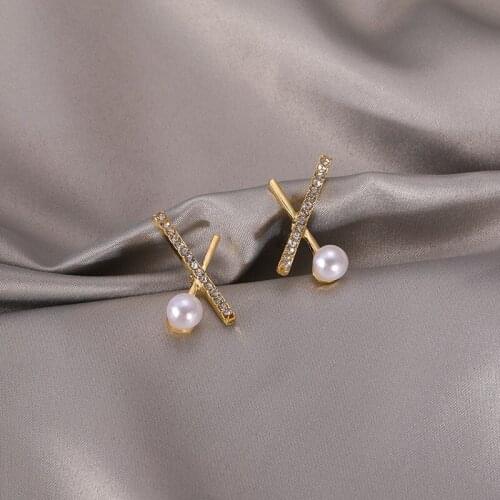 NEW Fashion, Cross Geometric Pearl Stud Earrings Femininity Alloy Pearl Earrings Jewelry Accessories