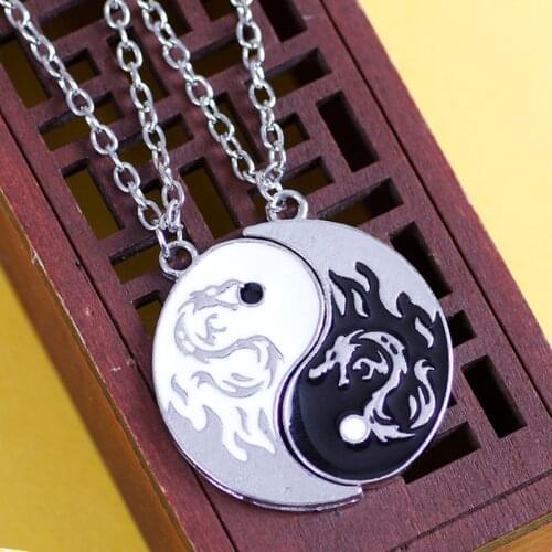 1Pair Dragon Pattern Couple Neckalces Stainless Steel Pendant Necklace Jewelry Yin Yang Tai Chi Shaped Pendants Necklace