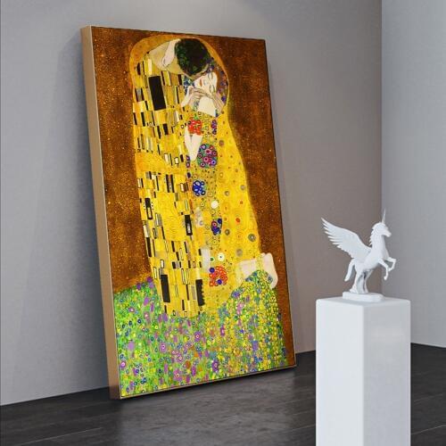 Gustav Klimt Kiss Art Canvas Paintings on the Wall Famous Art Posters And Prints Golden Classical Art Pictures Home Decor Cuadro