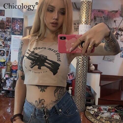 Chicology punk letter graphic print sleeveless women crop top t shirt 2019 summer autumn streetwear T-shirt female party clothes