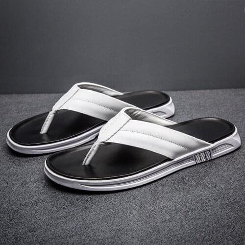 Jeneet Men's Flip Flops