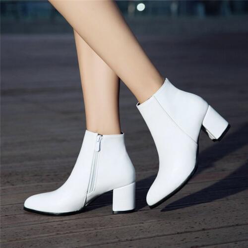 2020 Women Ankle Boots Fashion Pointed Toe Zipper Women Short Boots Square Heel Shoes Autumn Winter Women Booties Big Size 34-43
