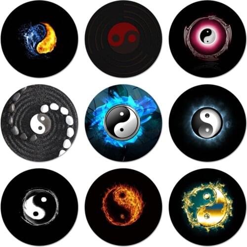 Tai chi Yin Yang Icons Pins Badge Decoration Brooches Metal Badges For Backpack Decoration