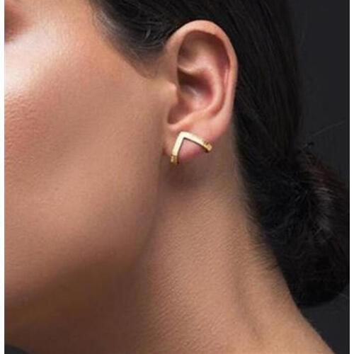 RscvonM Hot Sale New Fashion Trendy Earrings Brincos Oorbellen Simple Wind Letter V Shape Stud Earrings for Women Jewelry