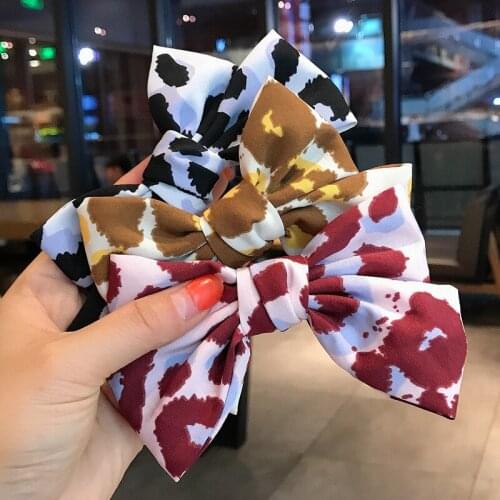 15/40pcs Super Cute Girls Floral Fabric Hairgrips Bow Print Cloth Bows Lovely Fashion Lady Hair Barrettes Bows Accessories