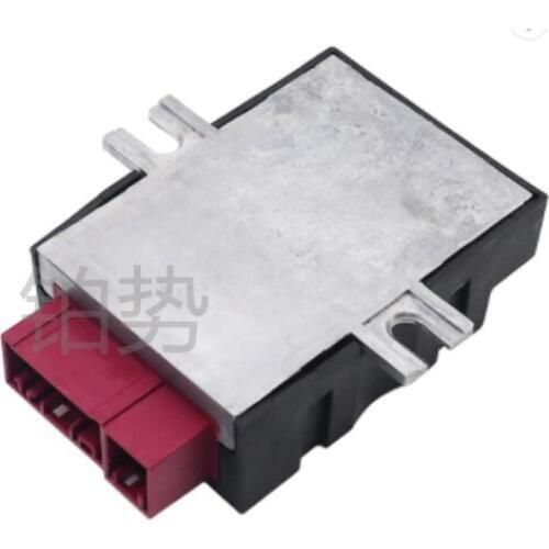 Car Fuel pump control unit 2005-b mwE60 525d 530d M57N 535d E61 E64 N52 Gasoline pump control computer Oil pump drive module