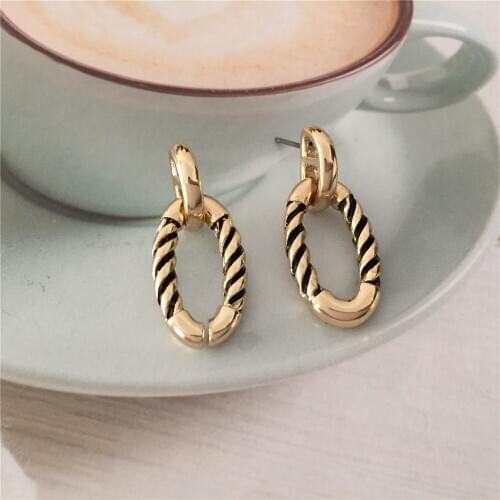 Vintage Gold Color Plating Black Stripe Decorated Oval Charm Stud Earrings For Women Dainty Classic nniversary Jewelry Gift