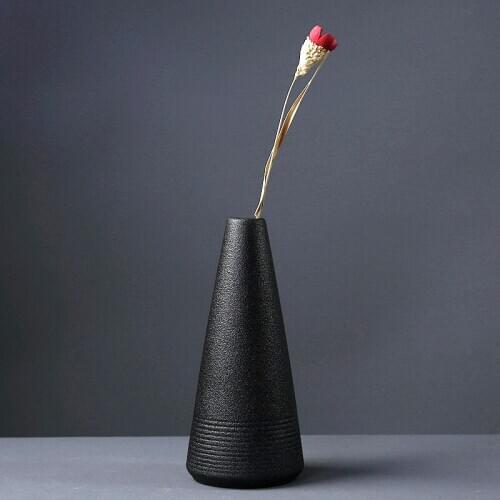 2020 New Hot Sale Black Ceramic Flower Arrangement Small Vase Home Decoration Small Vase Desktop Decoration Crafts