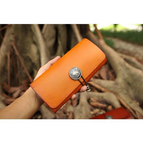 Free Shipping,Brand fashion women 100% cowhide wallet.genuine leather style wallets,hand bag,lady purse,sales.quality