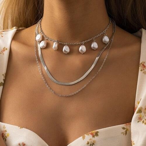 Vintage Baroque Pearl Charms Snake Chains Necklace for Women Elegant Multilayer Clavicle Necklace Colar Choker Jewelry Gift