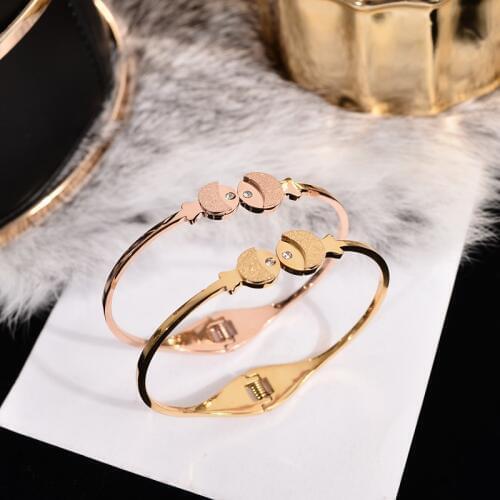 YUN RUO 2020 New Arrival Cute Fish Bangle Rose Gold Color Women Birthday Gift Titanium Steel Jewelry Never Fade Free Shipping