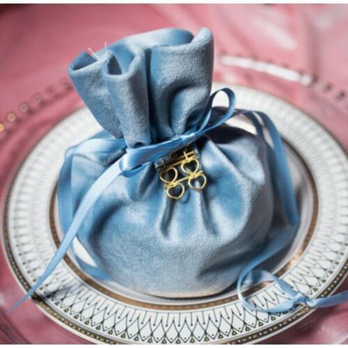 20Pcs Elegant Flannelette Blue Pink Xi zi Wedding Favors Candy Bags Candy Box Sachet Party Favors Chocolate Gift Bag Bomboniera