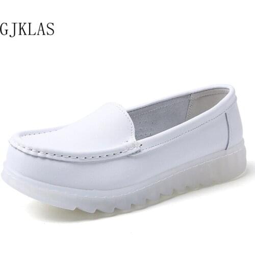Size 42 Womens Female Nurse Mother Loafers Shoes Genuine Leather Flats White Shoes Platform Students Soft Vulcanized Shoes