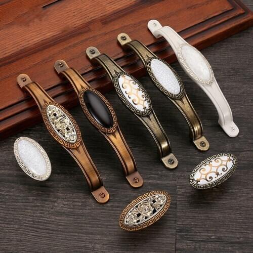 Antique Bronze Door Handles European Furniture Handles Ceramic Drawer Pulls Kitchen Cabinet Knobs and Handles Hardware