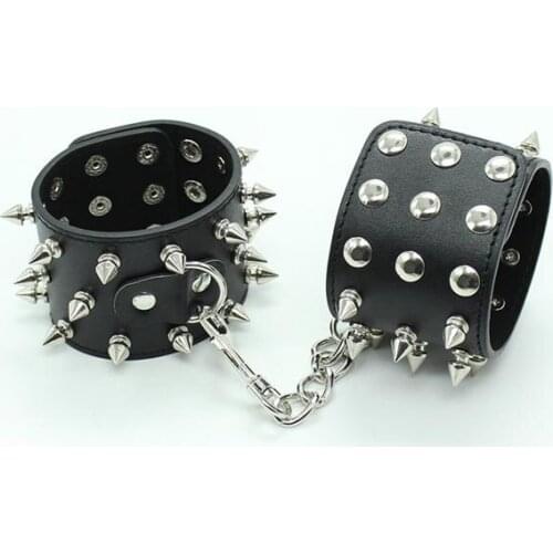 Unisex Fashion Black Metal Studded Spiked PU Leather Chained Wrist Cuffs Punk Hippie Fetish Arm Band Role Play Accessory