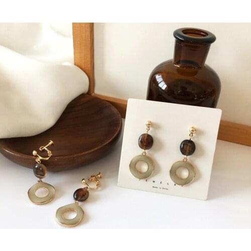 Simple Mould Resin Fashion Earings for Women Originality Circle Clip Earrings Without Piercing