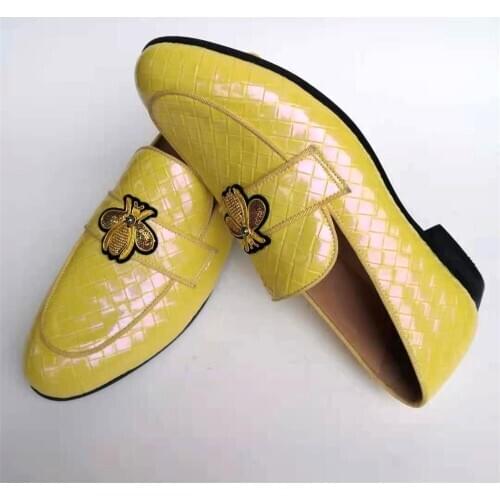 XQWFH Mens Embroidery Bee Loafers Pu Leather Luxury Italian Men Style Slip On Dress Shoes Party Wedding Casual Shoes Fashion