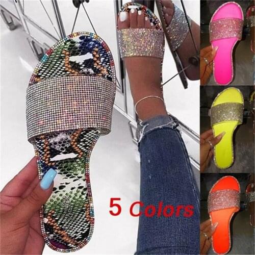 Glitter Slippers Women Summer Sandals 2021 Fashion Bling Female Candy Color Flip Flops Beach Diamond Flat Shoes Outdoor Sandals