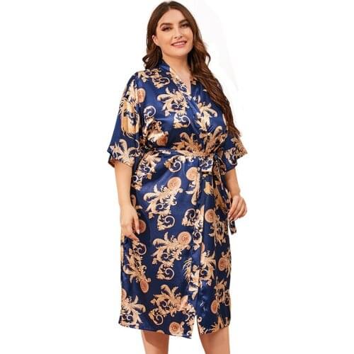 Pajamas Womens Polyester Silky Comfortable and Fashionable Lightweight Breathable Loose Short-sleeved V-neck Nightgown