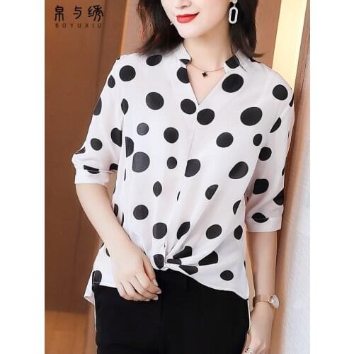 Black silk shirt women female 2021 spring summer v-neck shirt wave dot printing short-sleeved mulberry silk top Black V-nec