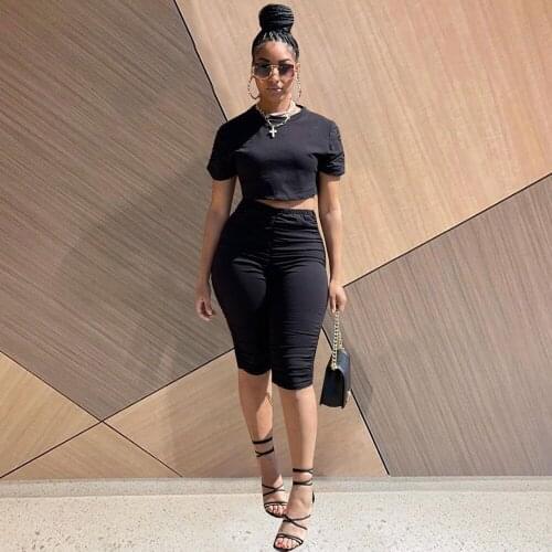 Black Gray Pleated Bandage Two Piece Sport Suit Womens Tracksuit Short Sleeve T-shirts and Knee Length Pant Streetwear Outfit