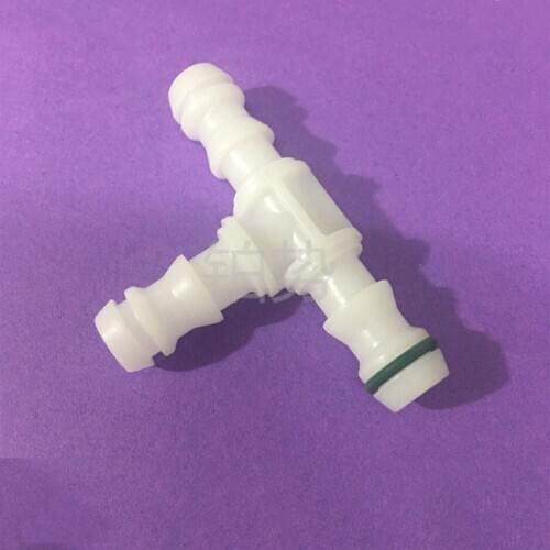 Car Distributor 2011-Vol ksw age nTr ans por ter syn cro Aud iA4 /Av ant Sko daF abi a Headlight spray pipe tee T type