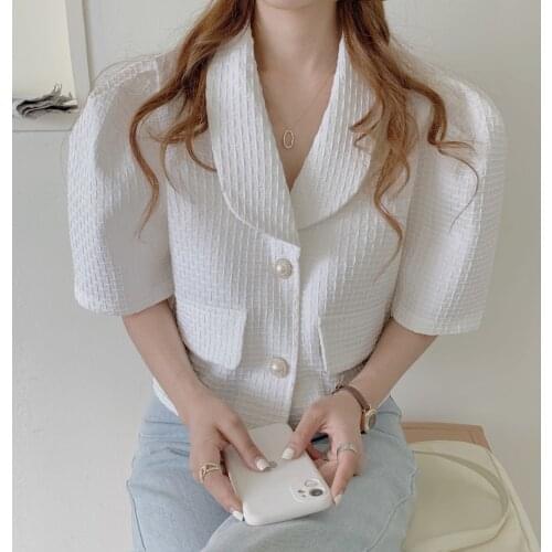 Shirt female design sense niche retro loose palace style puff sleeve top women wild short shirt thin coat winter clothes women