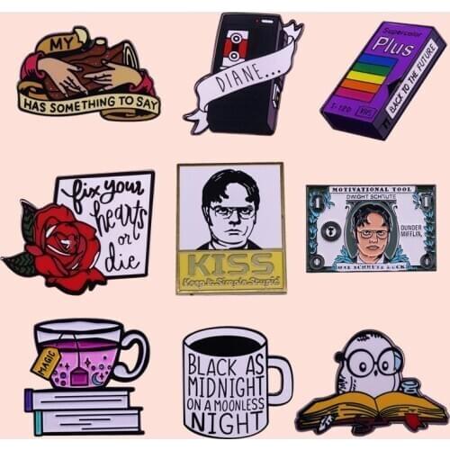 ZF2017 TV The Office Twin Peaks Red Rose Jewelry Enamel Pins And Brooches Cartoon Creative Metal Denim Hat Badge