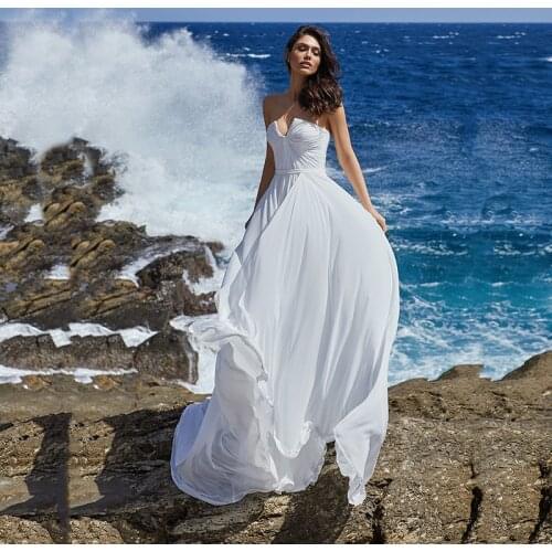 Sexy Strapless Boho Wedding Gowns White Ivory Pleating Sweep Train Bridal Dress Plus Size Chiffon Beach Wedding Dresses 2021