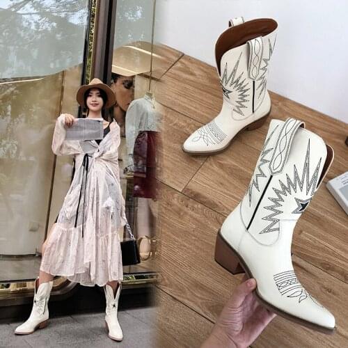 Western Cowboy Boots Women Mid-calf Chunky Wedges Boot Runway Fashion Embroidery Leather Woman Ankle Bota Pointed Toe Brand34-41