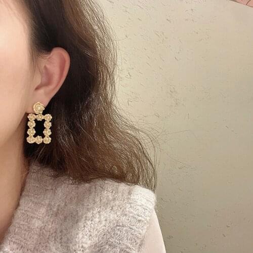 Floral Faux Pearl Dropping Earrings Brass With 18K Gold Punk Party T Show Gown Runway Rare South Korean Japan Boho Hiphop Top