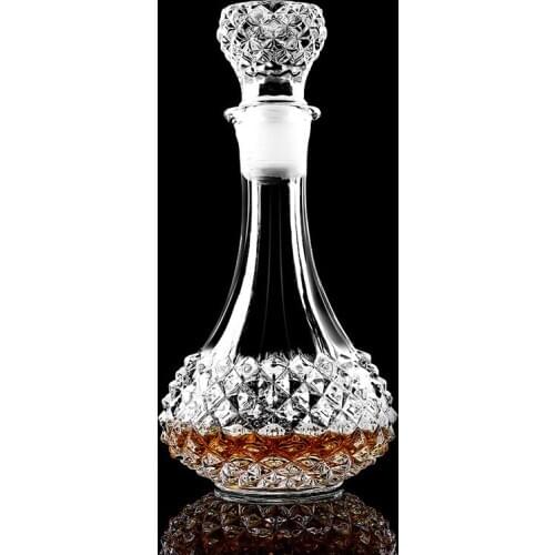 Hot sell diamond wine set with lid whiskey bottle wine bottle decanter