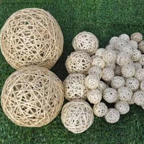 Wholesale 2.5cm/ 3cm/ 4cm/ 5cm/ 6cm white Colors Woven Wicker Ball Home Decoration Please select a size 003001009