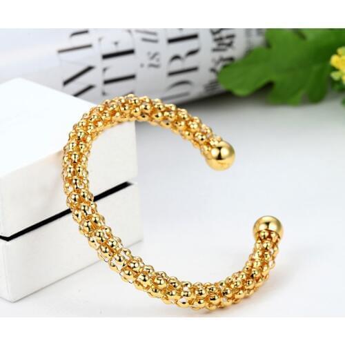 High Quality Hollow bracelet Shape Stainless Steel Gold Colour Cuff Bangles Fashion Love Bracelets For Women Jewelry Wholesale