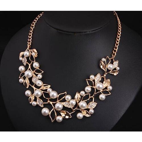 Simulated Pearl Necklaces & Pendants Leaves Statement Necklace Women Collares Ethnic Jewelry for Women Gifts