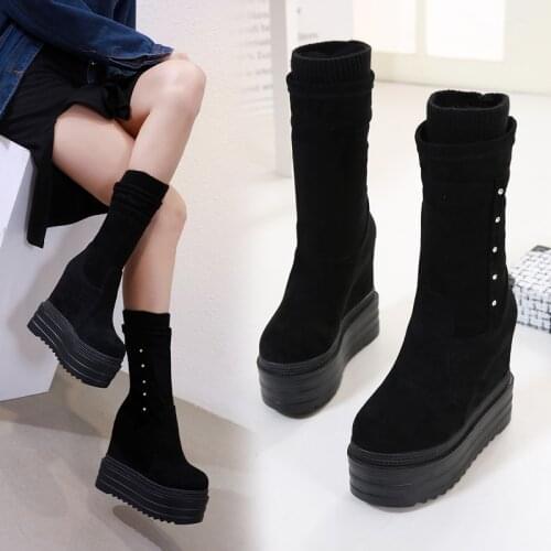 2019 winter new female Martin boots British wind increased 13 CM high heel platform boots fashion plus velvet womens shoes