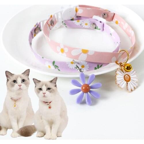 Pet Cat Collar Cute Daisy Flower Pattern Cat Bell Collar Adjustable Dog Ribbon For Cats Dogs Puppy Neck Strap