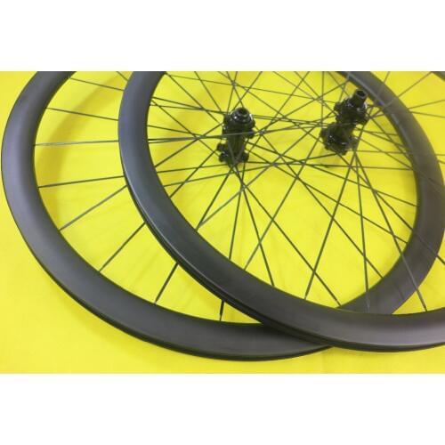 29er hookless XC carbon fiber MTB wheelset 30mm x 30mm 24H Powerway CT31 center lock thru 1420 spokes crosscountry moutain bike