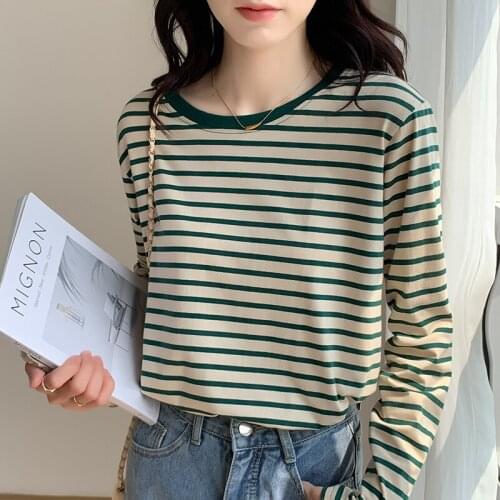 Korea Striped T Shirt Women 2021 Fall T-Shirt Woman Casual Cotton Top Loose Tee Female Long Sleeve Plus Size Tshirt Basic Winter