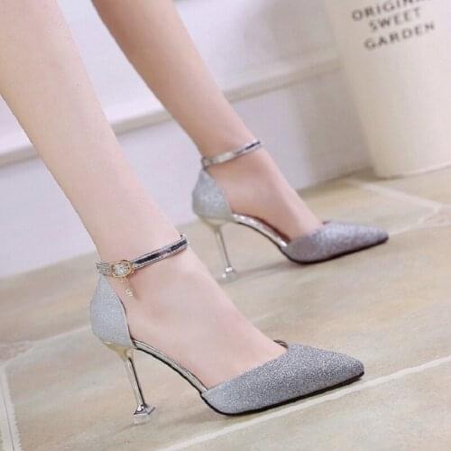 2019 new Korean fashion sequins pointed shallow mouth high heels versatile comfortable buckle bridesmaid high heels